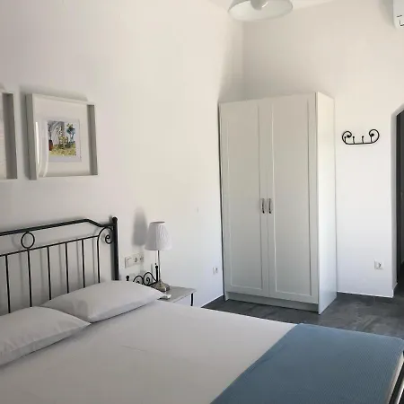 Petra & Fos Studios * Kastron (Sifnos)