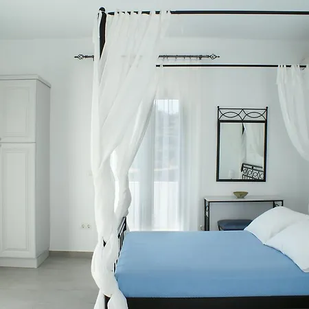 Apartment Petra & Fos Studios *