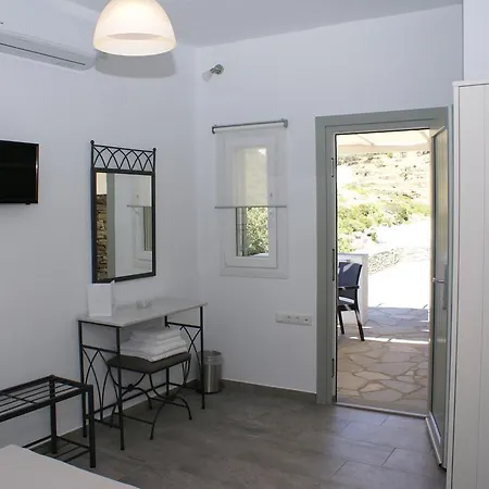 Apartment Petra & Fos Studios