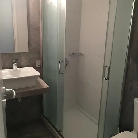Petra & Fos Studios Apartment
